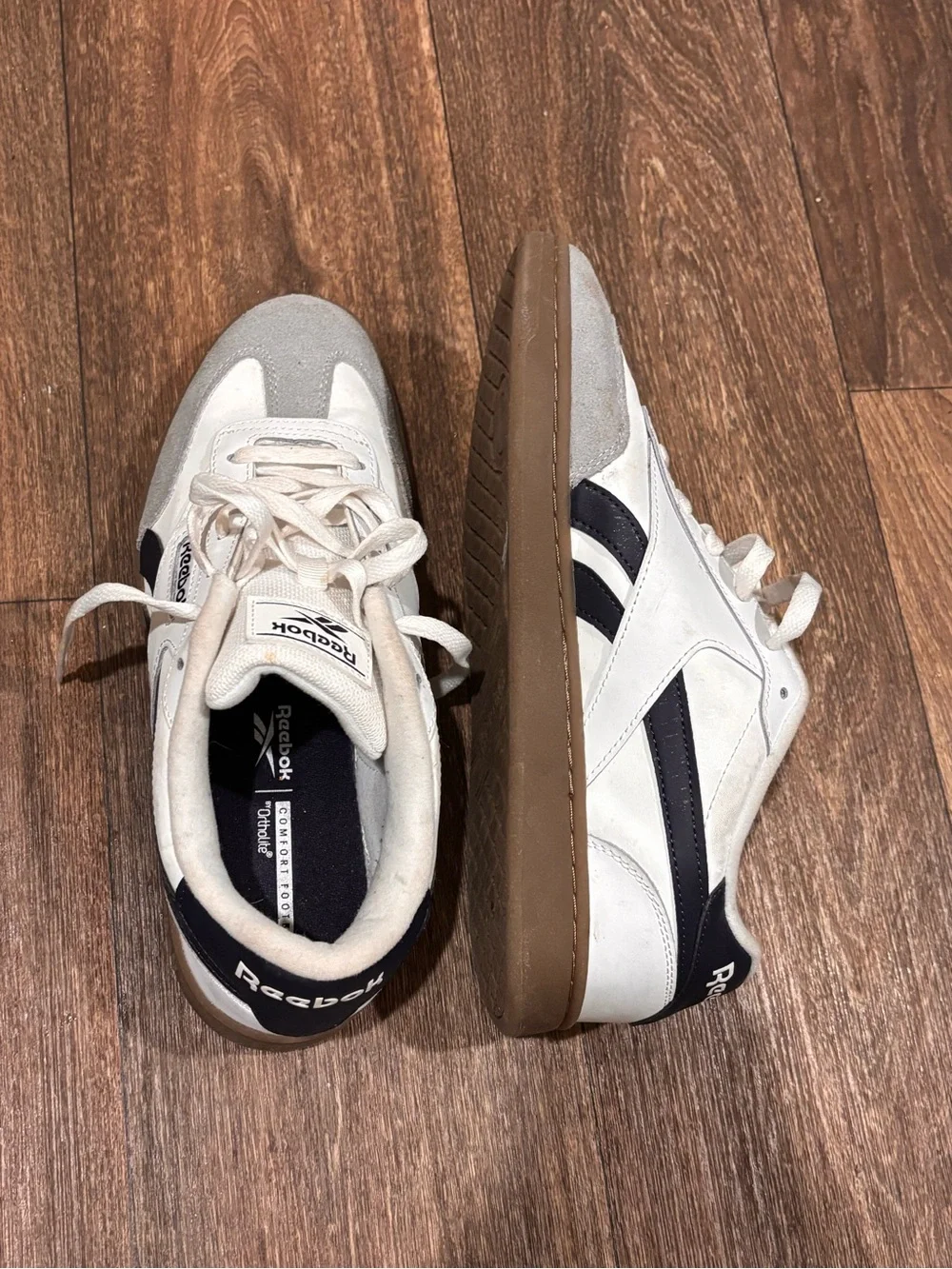 Reebok Classic Leather Gum Sole White Gray Navy Sneakers Men’s Size 9.5